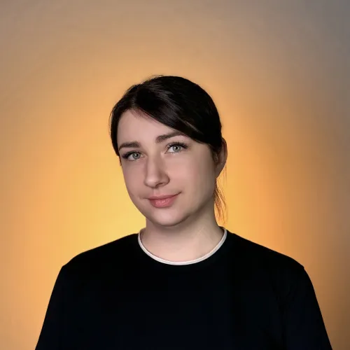 Алёна Цветкова